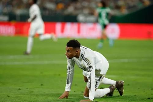 Kylian Mbappe se află la a patra accidentare stagională, lipsind cinci săptămâni și șapte meciuri la Real Madrid