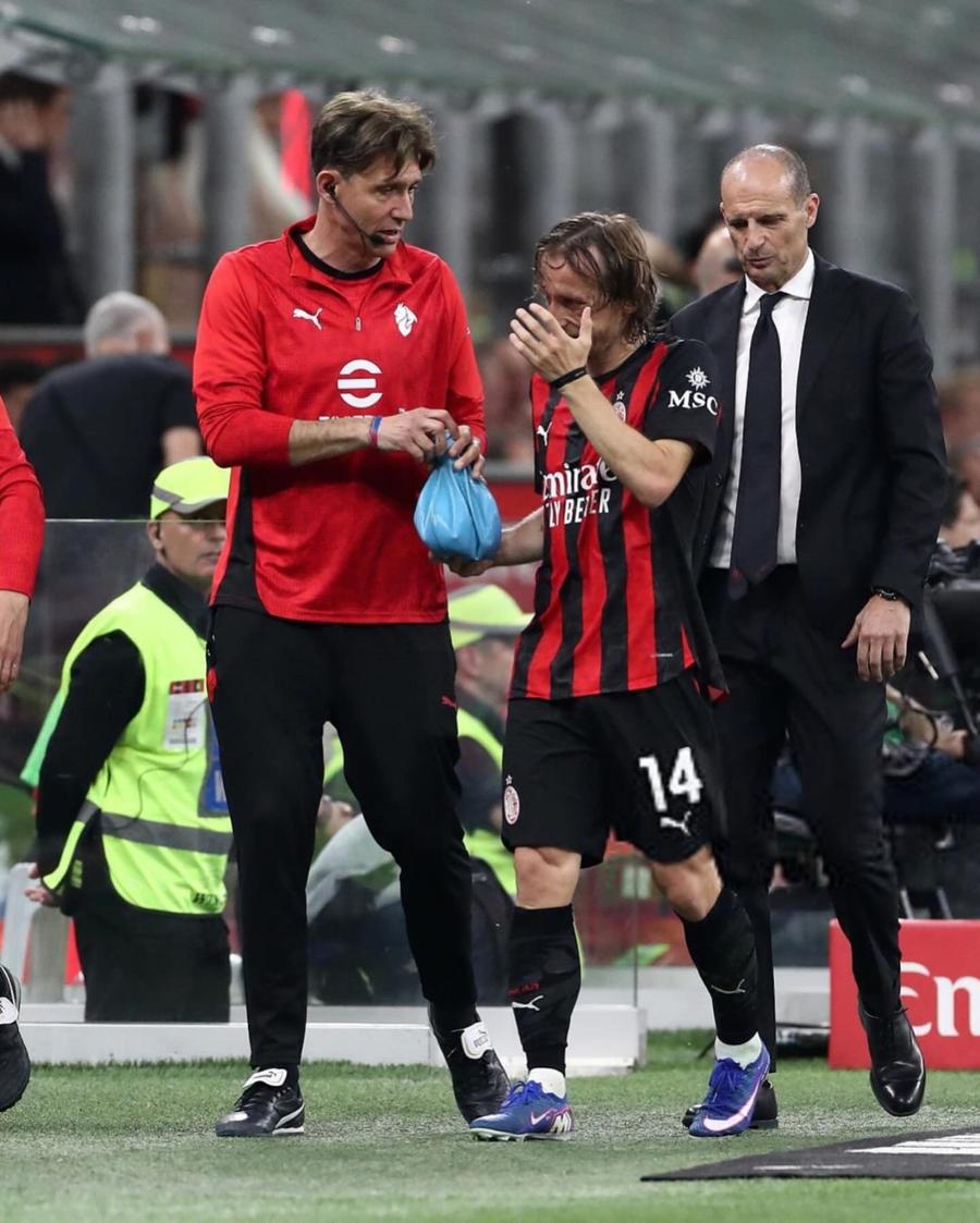 Luka Modric și-a fracturat pometele în finalul derby-ului Milan - Juventus 0-0 / Foto: X Tigosport Panama Accidentare teribilă suferită de Modric » E OUT pentru restul sezonului la Milan! Croația intră în alertă