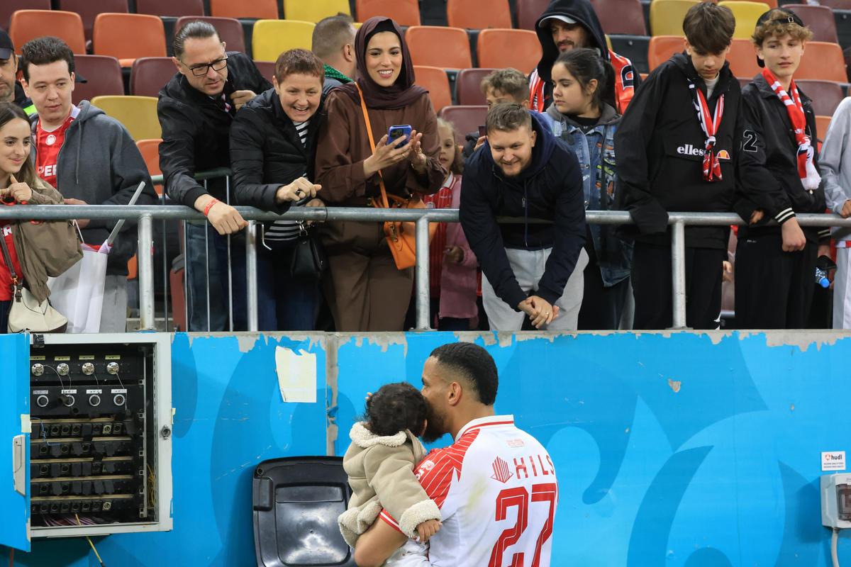 Imagini de la finalul meciului Dinamo - Rapid