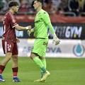 Marian Aioani s-a accidentat în Dinamo - Rapid // FOTO: GSP.ro