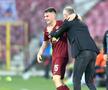 Mihai Gîdea, felicitat de Edward Iordănescu după primul gol în tricoul CFR-ului. FOTO: Raed Krishan