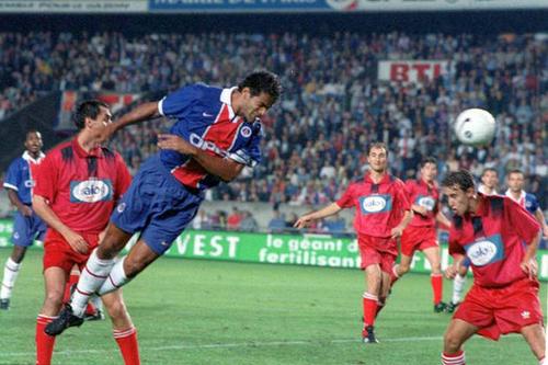 PSG a „demolat-o” pe Steaua în partida retur
