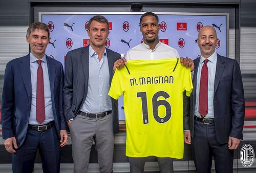 Mike Maignan, prezentat la AC Milan