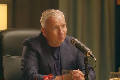 Dan Petrescu, 54 de ani, antrenorul lui CFR Cluj, a povestit că e un mare fan de „Las Fierbinți”, serial difuzat de ProTV.