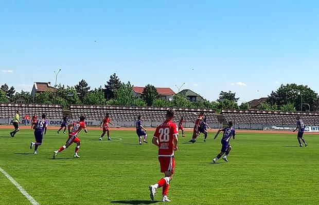 Ce umilință! Cu Hîldan jr. pe teren și Colceag pe bancă, „satelitul” lui Dinamo a fost dezmembrat în Liga 3! Scor halucinant