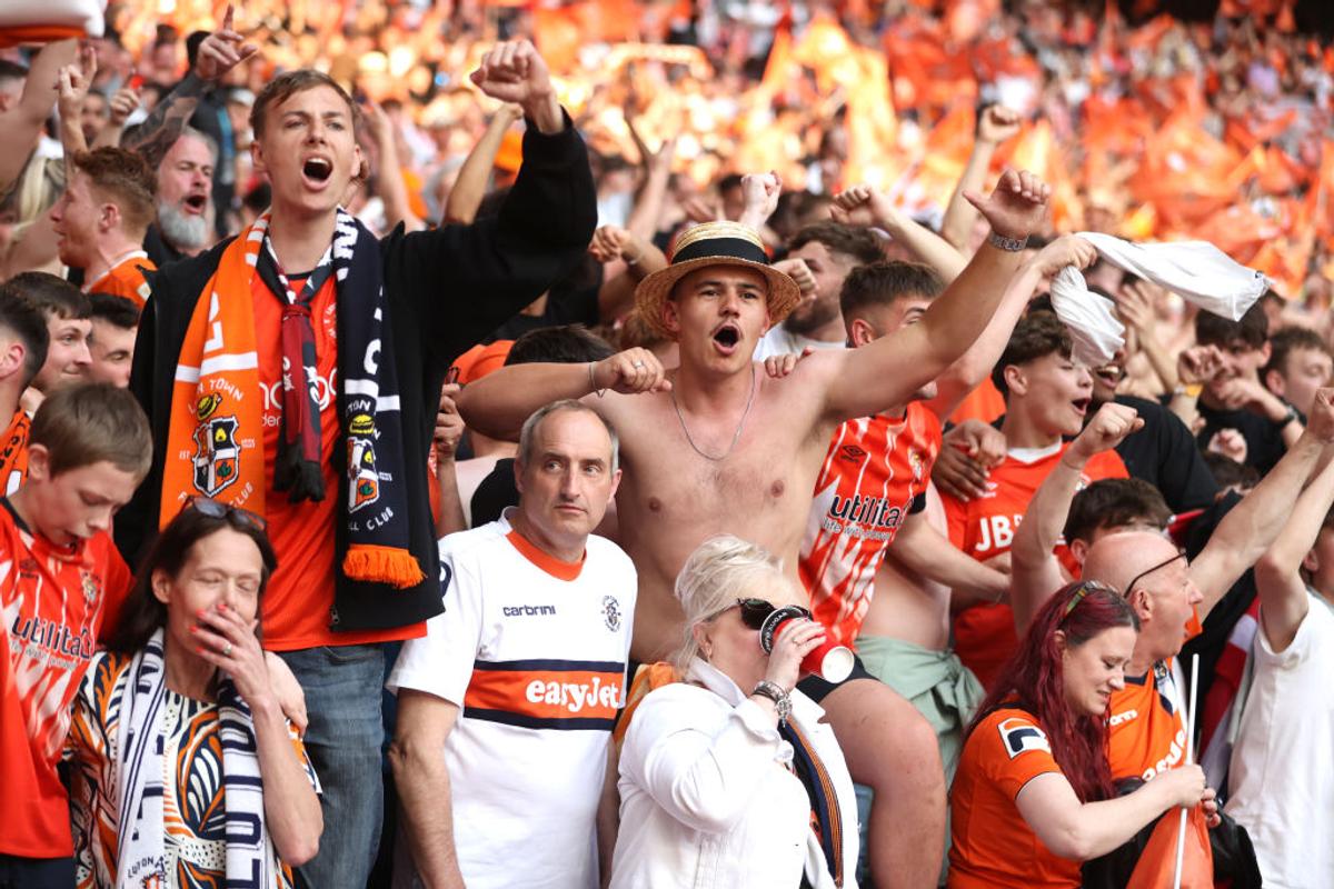 Cine e Luton Town? 10 lucruri despre nou-promovata care a uimit Anglia » În urmă cu 10 ani juca în liga a 5-a + Zdrobită în două meciuri de CCA!