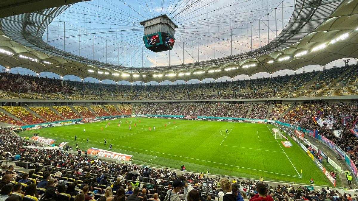 Scenografie, torțe și mesaje la FCSB - Rapid, 27 mai 2023