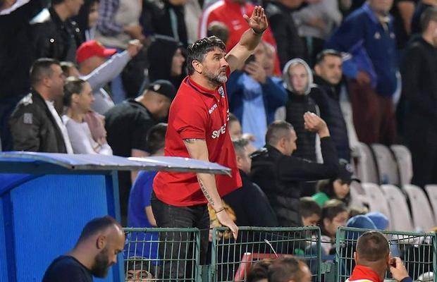 Adrian Mihalcea e suspendat în primul meci cu UTA » A decis de unde vede duelul