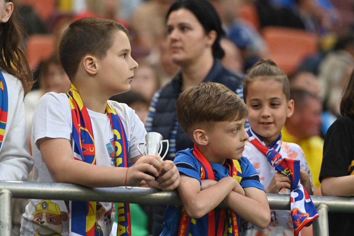 FCSB  - Rapid în etapa 10 Play-off Superliga 2022-2023