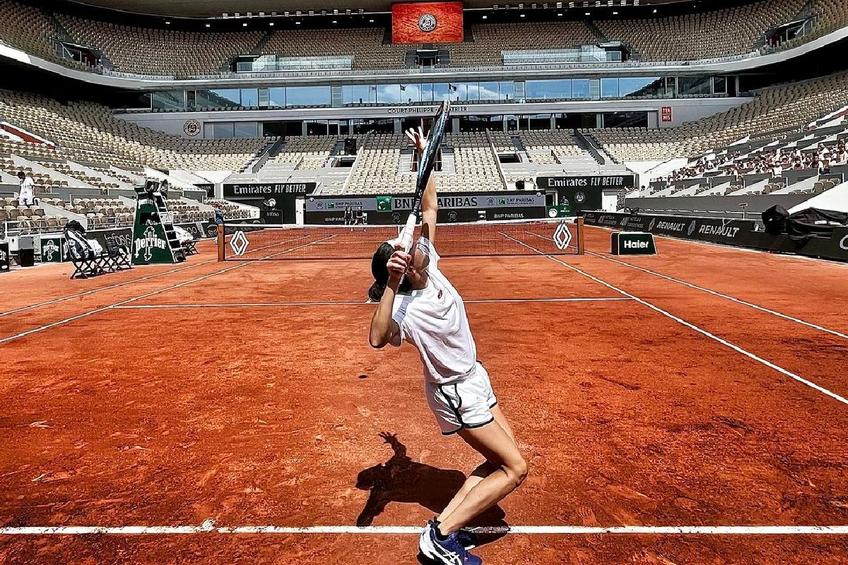 Miriam Bulgaru, pe arena „Philippe Chatrier”
 / Sursă foto: instagram.com/miriambulgaru/