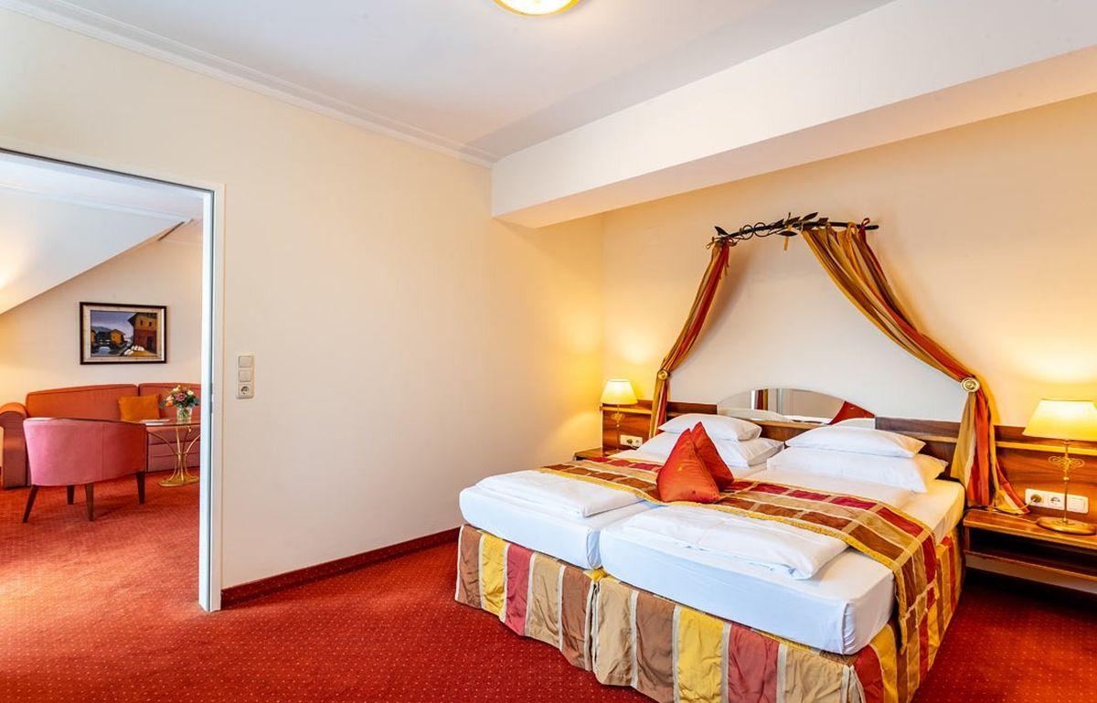 Cantonamentul din vară al Universității Craiova: „Romantik Hotel im Park Austria”