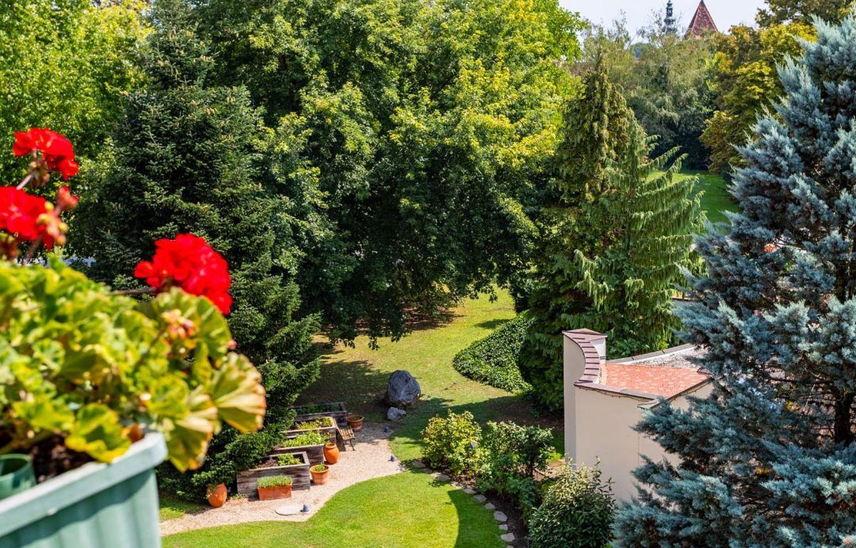Universitatea Craiova își încarcă „bateriile” în Austria » Cantonament de 4 stele
