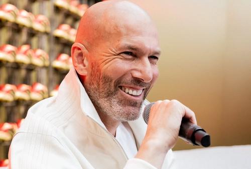 Mbappe? Zinedine Zidane e fan Lamine Yamal
