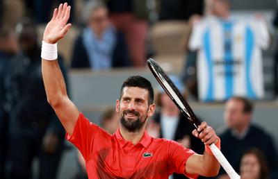 Novak Djokovic, victorie la pas în primul tur de la Roland Garros: „Sunt fericit cu modul în care am evoluat”