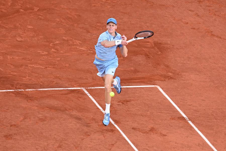 Jannik Sinner Șoc pentru Jannik Sinner » Program dificil în turul al doilea de la Roland Garros