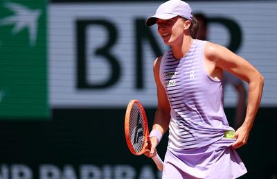 Iga Swiatek, ELIMINATĂ de la Roland Garros! Sorana Cîrstea poate profita