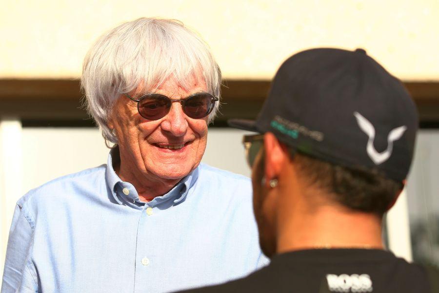 Lewis Hamilton îi răspunde lui Bernie Ecclestone » „Acum înțeleg de ce nu s-a schimbat nimic, totul începe de la vârf”