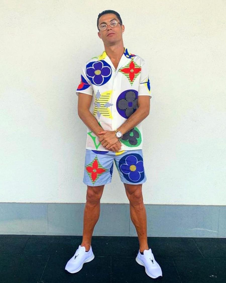 FOTO Cristiano Ronaldo, look DE SENZAȚIE! Internetul a luat foc la câteva secunde de la postare