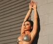 Holly Sonders - tatuaj De La Hoya