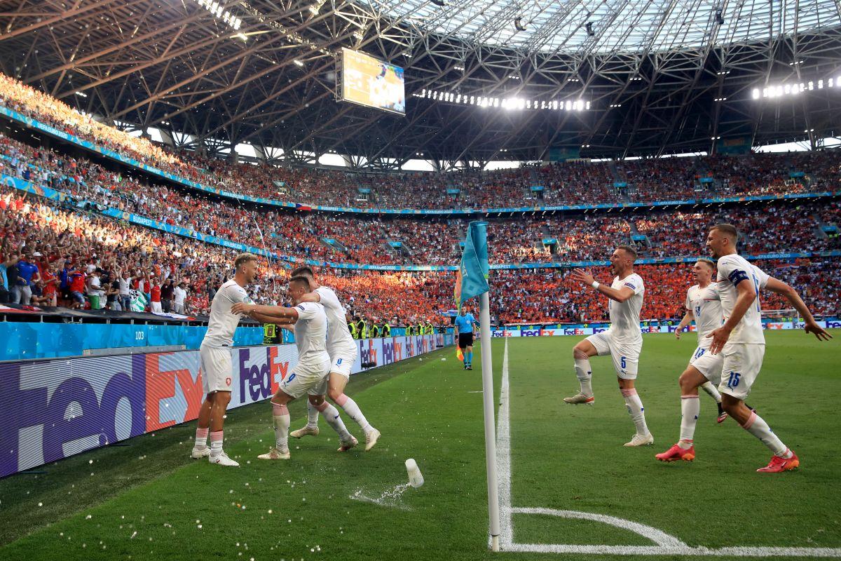 Olanda - Cehia 0-2 » Prima mare surpriză la Euro! Colegul lui Stanciu de la Slavia, MVP