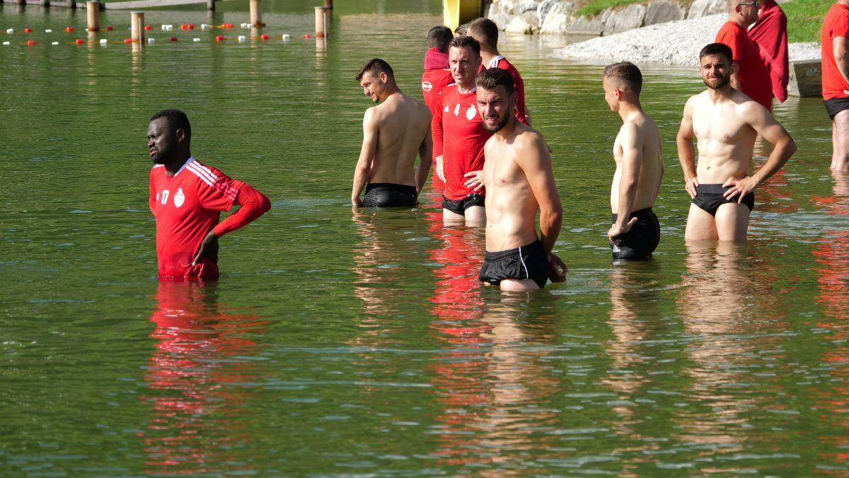 FOTO Sepsi, antrenamentul de seara și baie în lac 27.06.2021