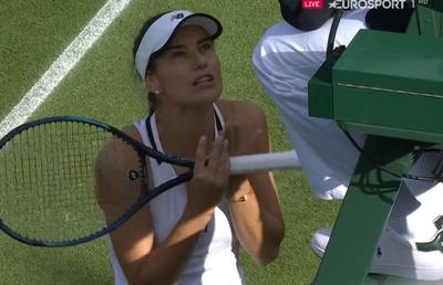 Sorana Cîrstea s-a dus glonț la arbitru în timpul primului meci de la Wimbledon: „Nu știu cine e, comentează la fiecare punct!”