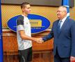 David Popovici, întâlnire cu premierul Ciucă // FOTO: Raed Krishan