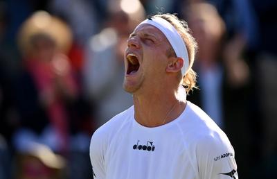 Prima mare surpriză de la Wimbledon » Semifinalistul de anul trecut, învins într-un super tie-break dramatic