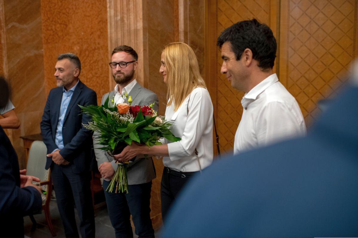 David Popovici, premiat la Guvern de Nicolae Ciucă