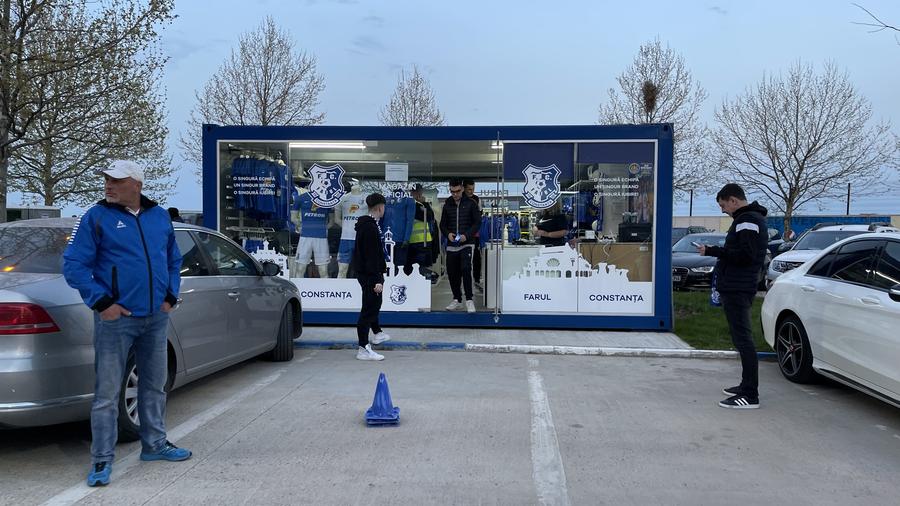 Magazinul clubului se află într-un container MATCHDAY EXPERIENCE, episodul 5 » Stadionul Farul: bine cu organizarea, defectuos la food-court și interacțiunea cu fanii