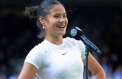 Emma Răducanu, adulată la Wimbledon! Discursul ei a făcut furori pe Terenul Central