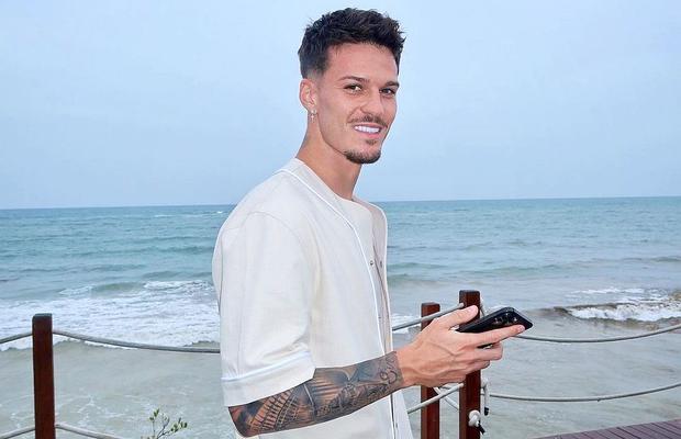 Ar fi lovitura verii! Dennis Man, dorit cu insistență de una dintre puterile Turciei