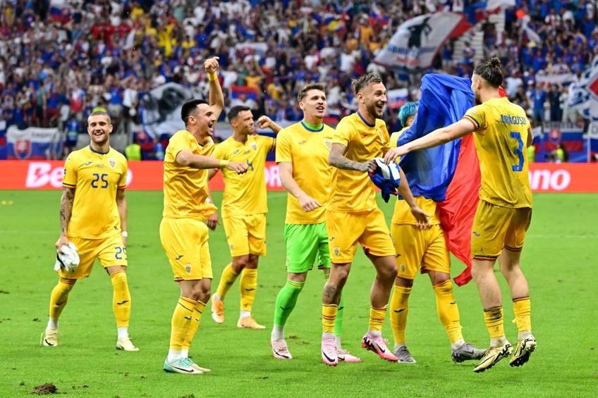 Radu Drăgușin, primul de la dreapta la stânga, foto: Cristi Preda