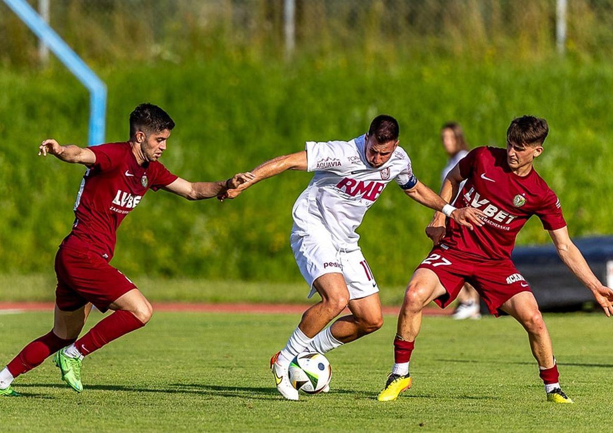 Transfer la CFR Cluj! Ardelenii și-au luat marcator din Arabia Saudită: „CFR-iști, faceți cunoștință cu noua noastră extremă dreaptă”
