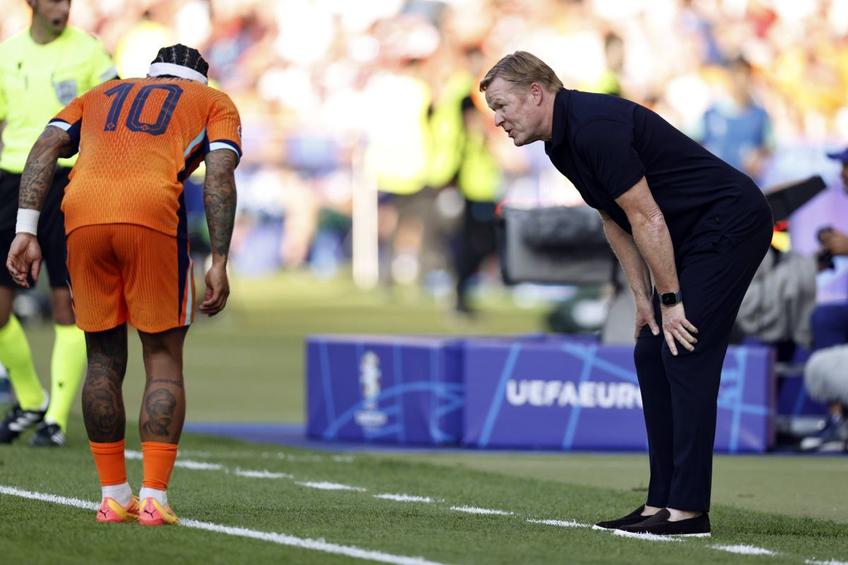 Ronald Koeman într-un dialog cu Memphis Depay / Foto: Imago