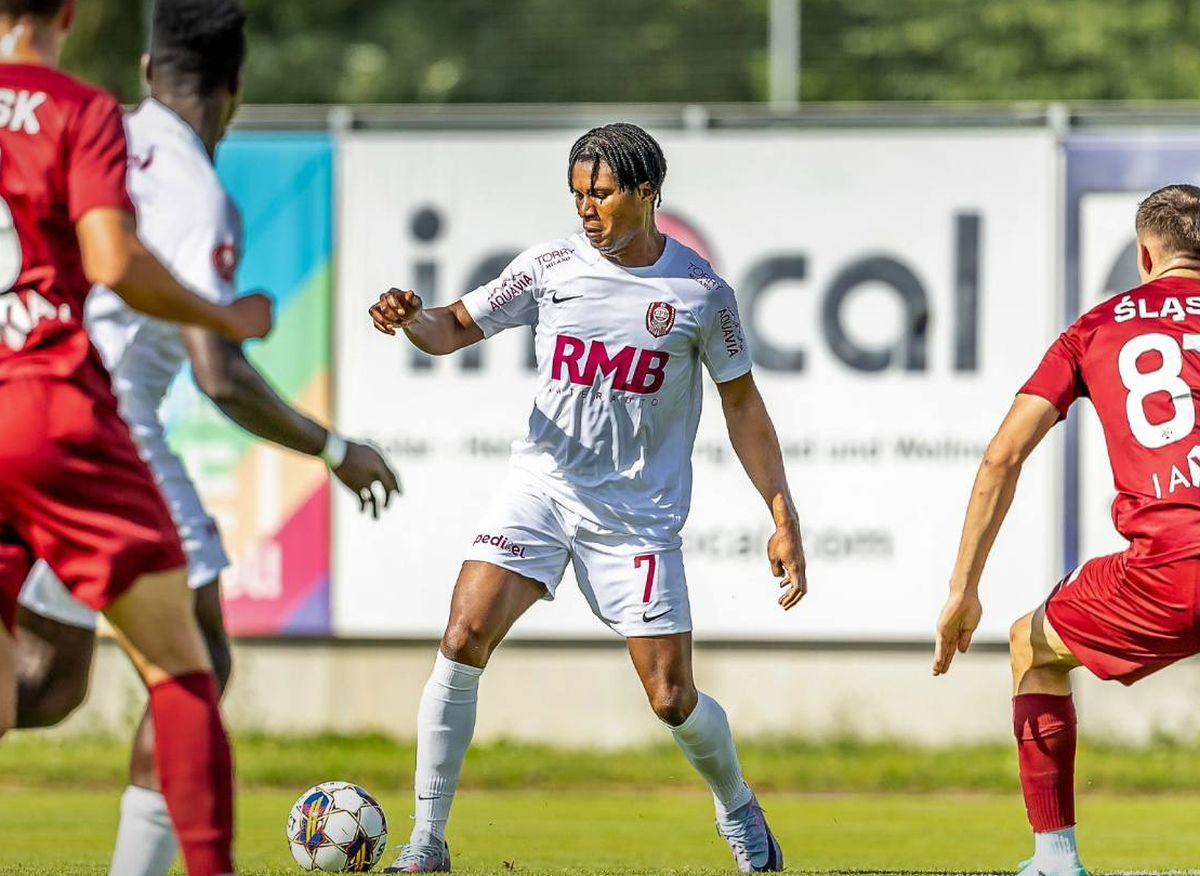 Transfer la CFR Cluj! Ardelenii și-au luat marcator din Arabia Saudită: „CFR-iști, faceți cunoștință cu noua noastră extremă dreaptă”