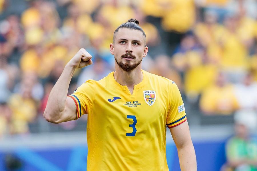 Radu Drăgușin / Foto: Imago 5 bune, 5 rele » Am învățat să iubim România ... dar există ceva care ne-a enervat cu Olanda! + Care e faza cu „dictatorul” Cristiano Ronaldo sau cu cocaina din tribune?