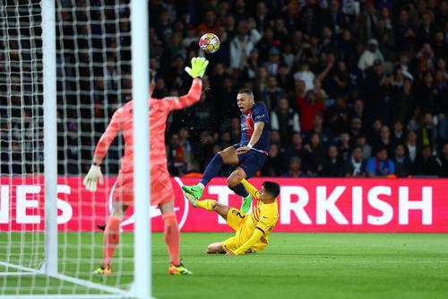 Joao Cancelo ar putea reveni în această vară la Barcelona. Foto: Imago