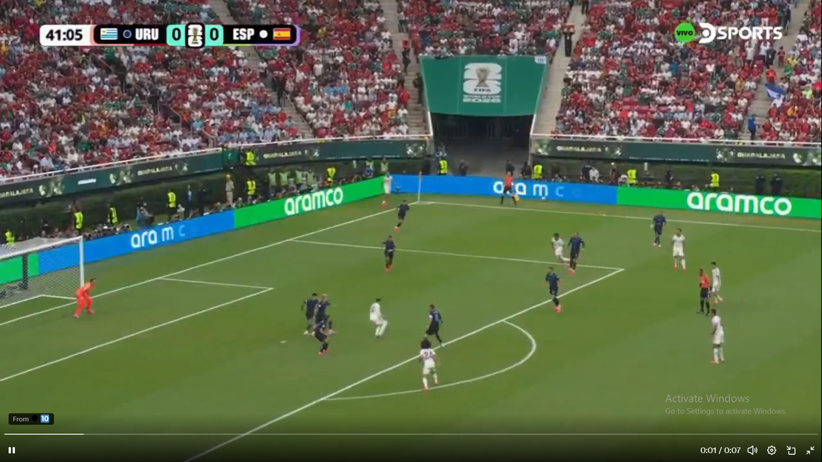 Muslera, gafă uriașă în Uruguay - Spania