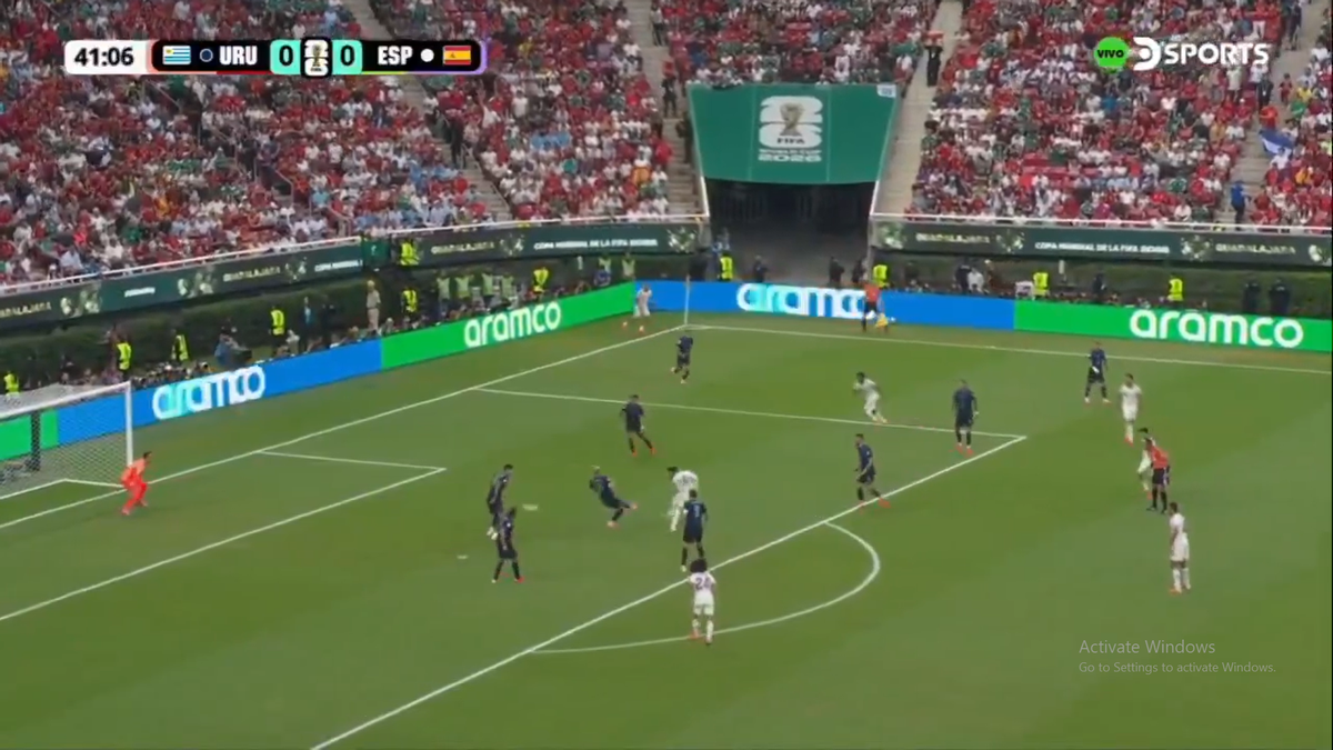 Muslera, gafă uriașă în Uruguay - Spania