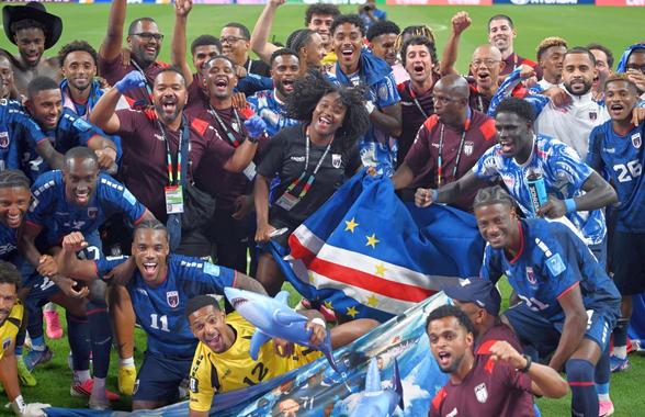 INCREDIBIL! La prima participare, Capul Verde merge neînvinsă în șaisprezecimile Mondialului! Vedetele Uruguayului pleacă ACASĂ