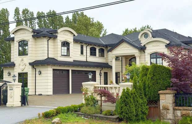 Sindromul Certeze lângă Vancouver » Ne-am trezit cazați într-o vilă colosală la Mondial: cum păcălesc canadienii statul