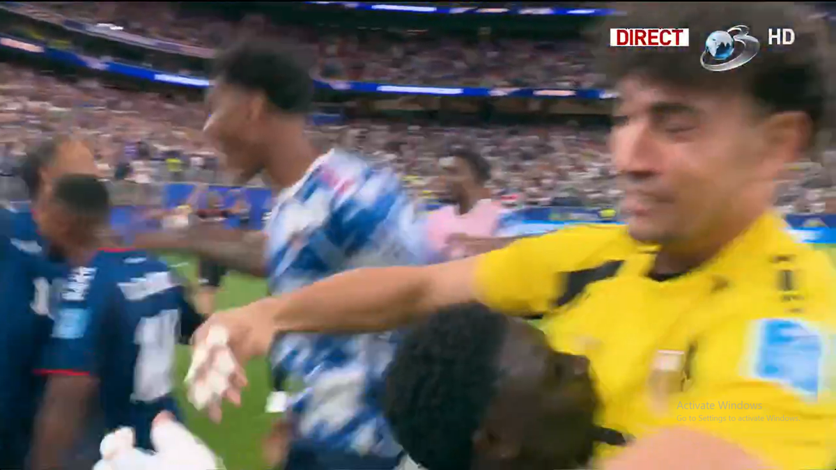 INCREDIBIL! La prima participare, Capul Verde merge neînvinsă în șaisprezecimile Mondialului! Vedetele Uruguayului pleacă ACASĂ