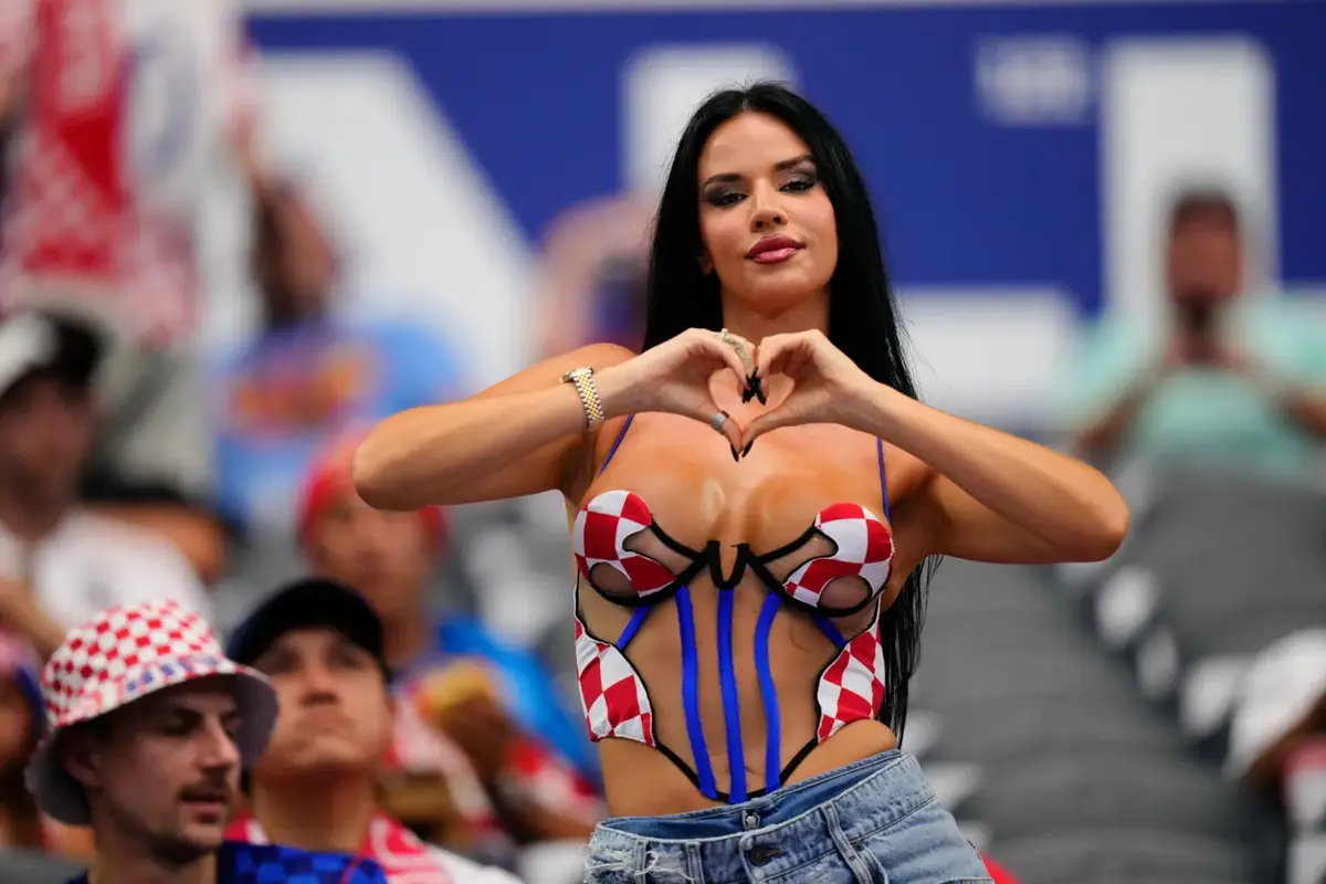 Asaltată de fotbaliști » Ce mesaje ar fi primit Ivana Knoll de la adversarii Croației, chiar înaintea meciurilor din Qatar