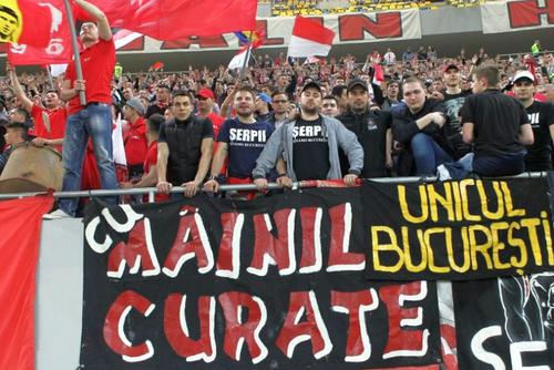 Suporterii acționari de la Dinamo ies din nou la atac