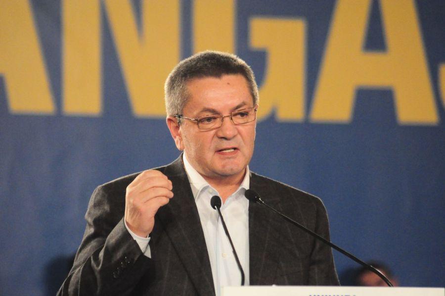 EXCLUSIV Antanta lui CFR Cluj: Rus-Dâncu-Gușă » Nume grele în spatele șefului campioanei: șpriț ostentativ în hotelul Craiovei și influență din sfera politică