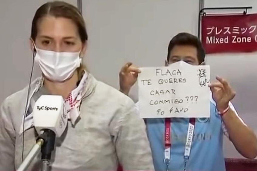Momentul în care Lucas Guillero Saucedo a cerut-o în căsătorie pe Maria Belen Perez // foto: captură YouTube