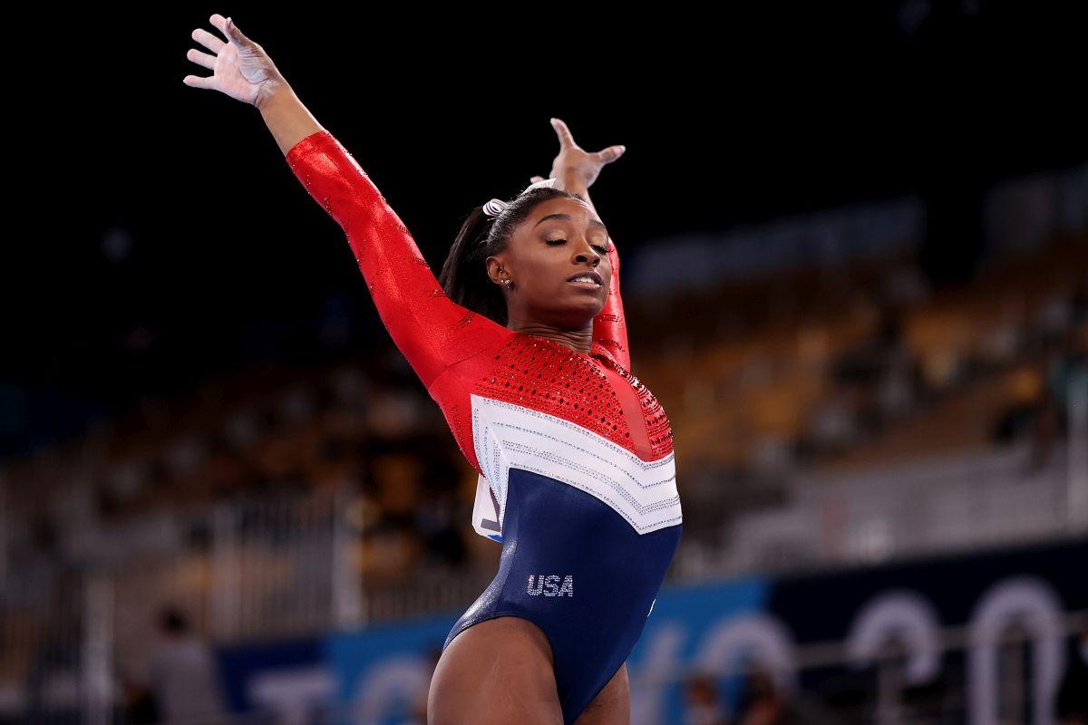 Surpriză de proporții! Simone Biles s-a retras și din finala concursului de individual compus! Care este motivul: „Aplaudăm curajul ei”