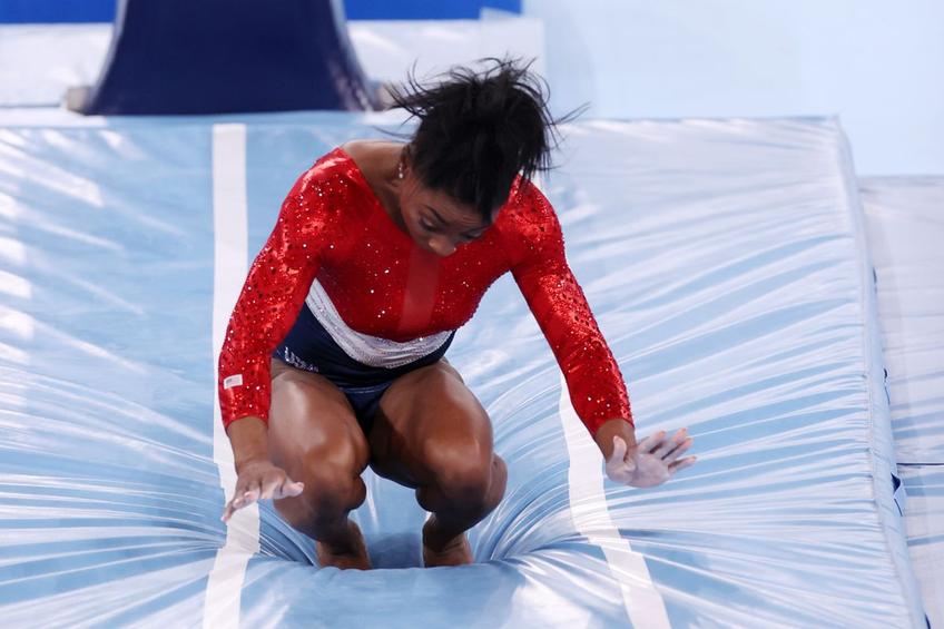 Simone Biles s-a retras din finala pe echipe de la Jocurile Olimpice // foto: Guliver/gettyimages