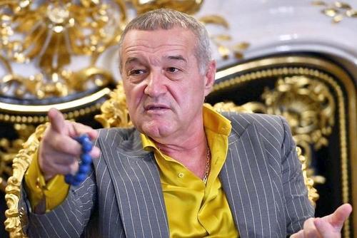 Gigi Becali anunță un schimb interesant între FCSB și CS Universitatea Craiova. Ivan Mamut (24 de ani) și Andrei Burlacu (24 de ani) ajung la vicecampioana României, iar în Bănie merge Ionuț Vînă (26 de ani).